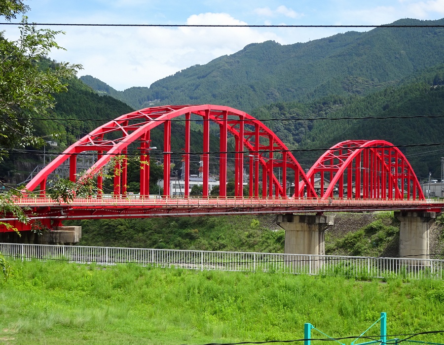 飯田線、中部天竜駅近く、中部大橋